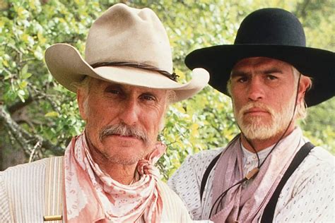 order of lonesome dove books: How does the setting of the Lonesome Dove series reflect broader themes of American history?